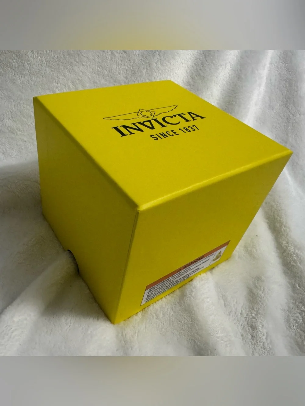 Invicta Pro Diver Swiss Ronda 585 Caliber Womens Watch Mother of Pearl Dial 6895